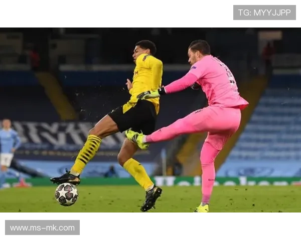 欧冠:福伊特门线手球染红,多特多点开花大胜