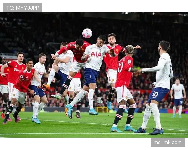 阿森纳公布客战维拉大名单，萨卡伤愈回归进入替补席